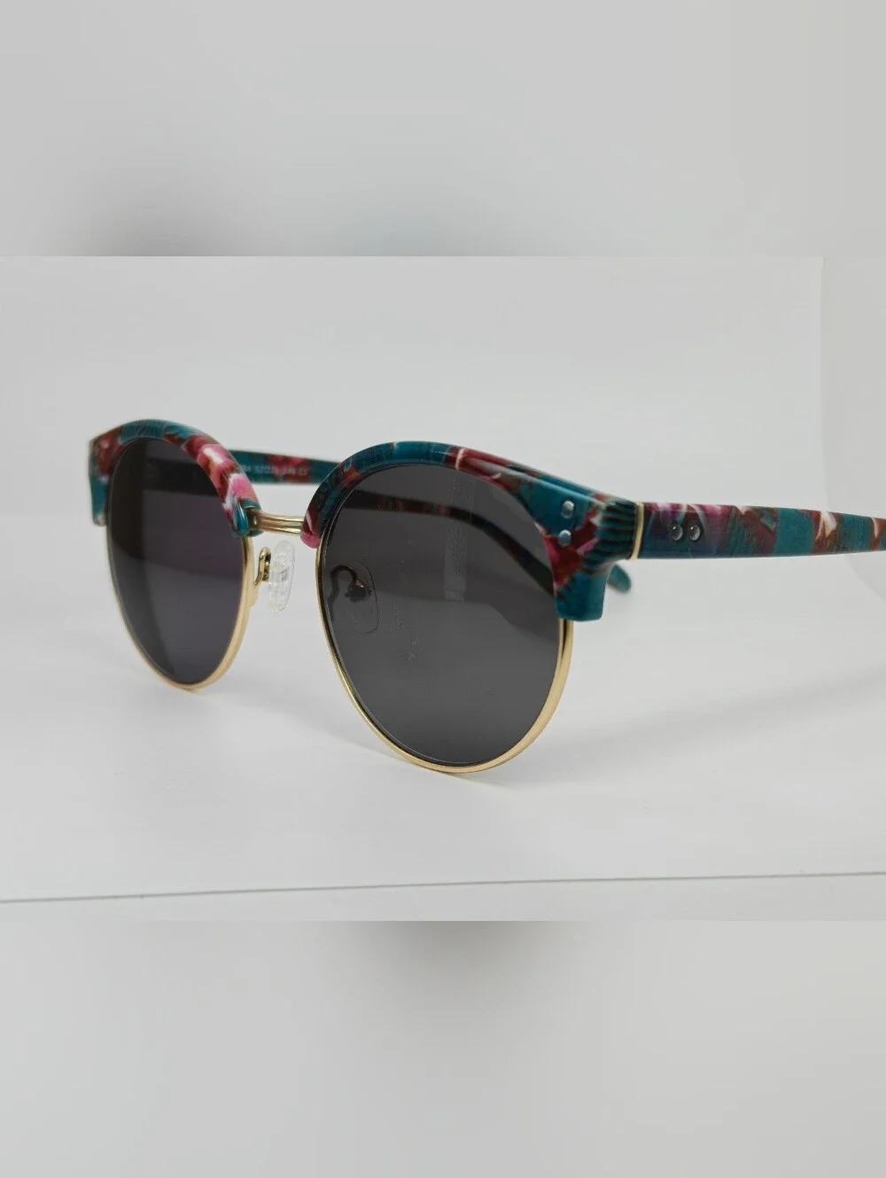 Samba. Round Retro Floral Blue Eyewear for Women.